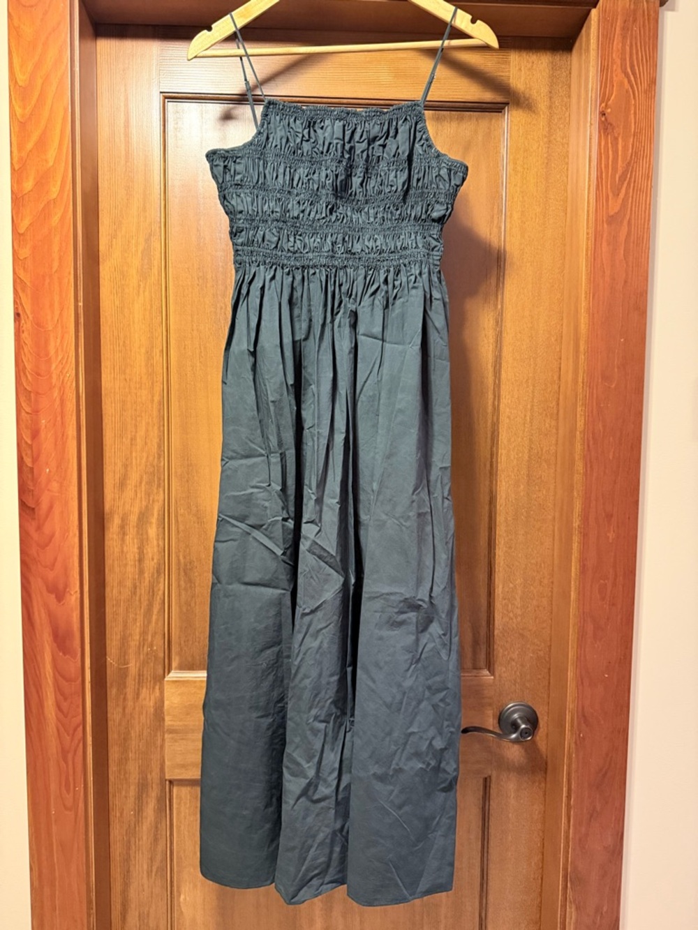 Smocked Bodice Spaghetti Strap Midi Dress in Dark Green